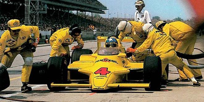 Pit-stop and refuelling during the 1980 Indy 500.